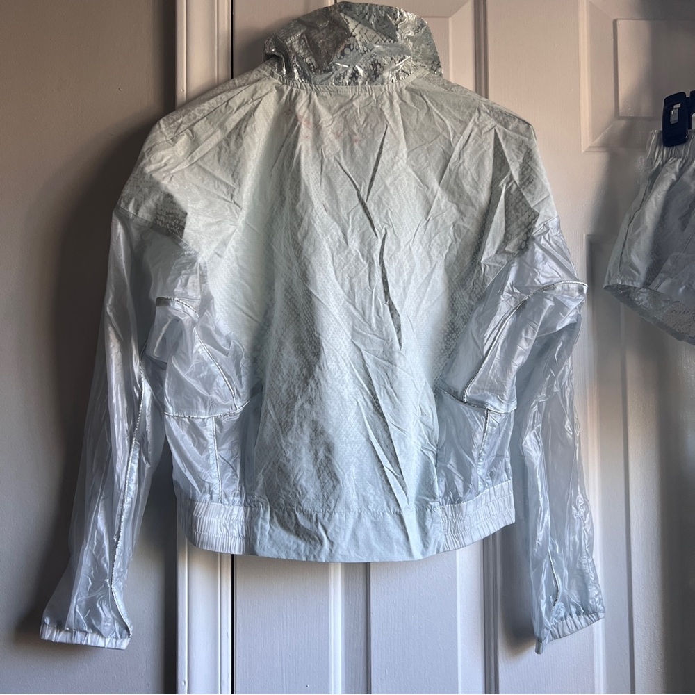 FP Movement by Free People metallic Blue lightweight windbreaker short set - Picture 11 of 15